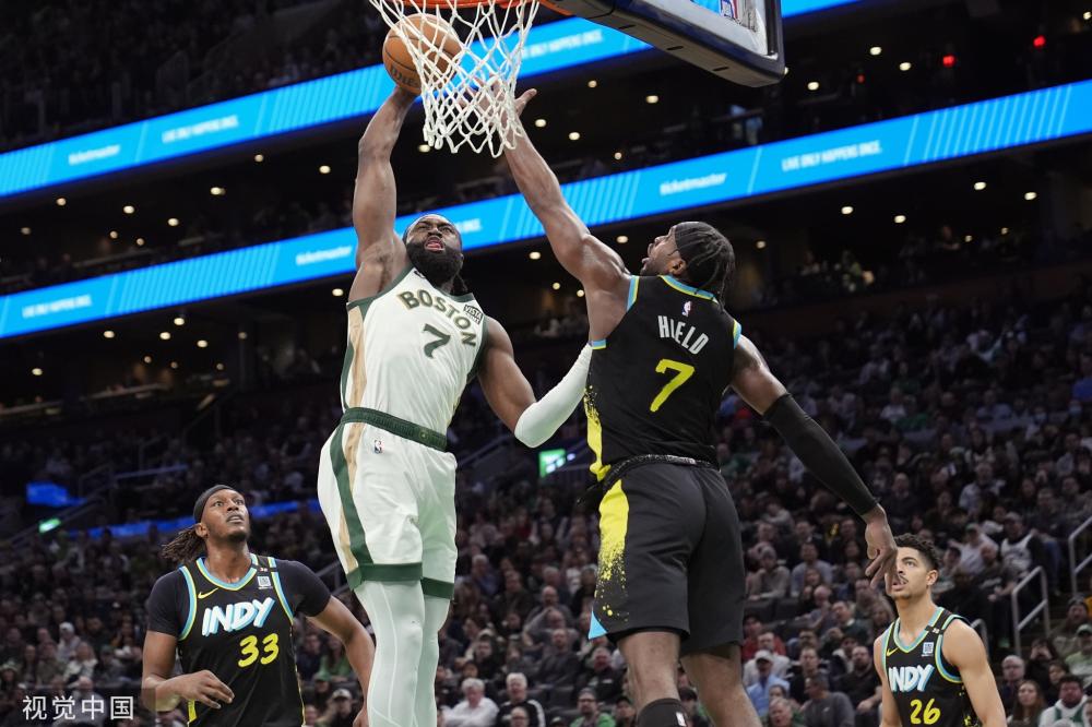 成为球场上 成为球场上